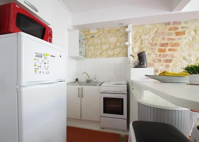 Sara, Wifi, Mignon, Discret Daire *